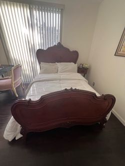 Full size French bed