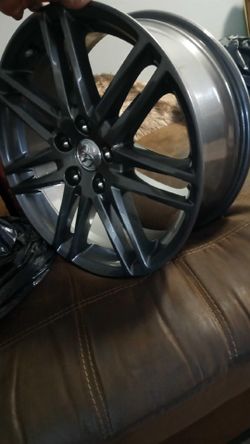 Toyota rims 17 or 18"