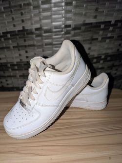Nike Air Force 1 Low White Sneakers size 6.5