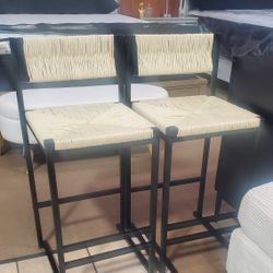set of 2 barstool 