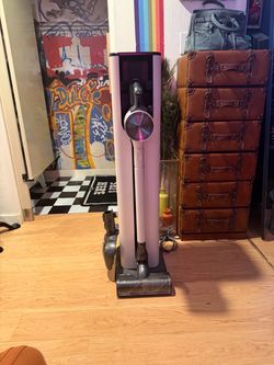 LG Cordless Stick Vacuum SELF CLEANING