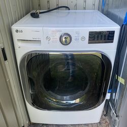 Nice Electric Dryer.  Tested Good 