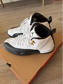 Air jordan 12 taxi size 9.5