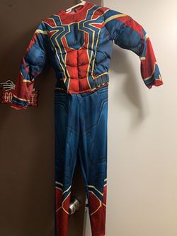Size small spider man boys