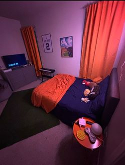 Full Size Bed - Metal Frame, Headboard and Memory Foam Mattress