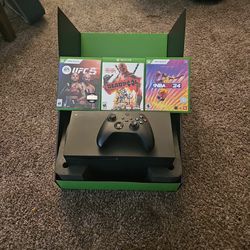 Xbox Series X with Games 