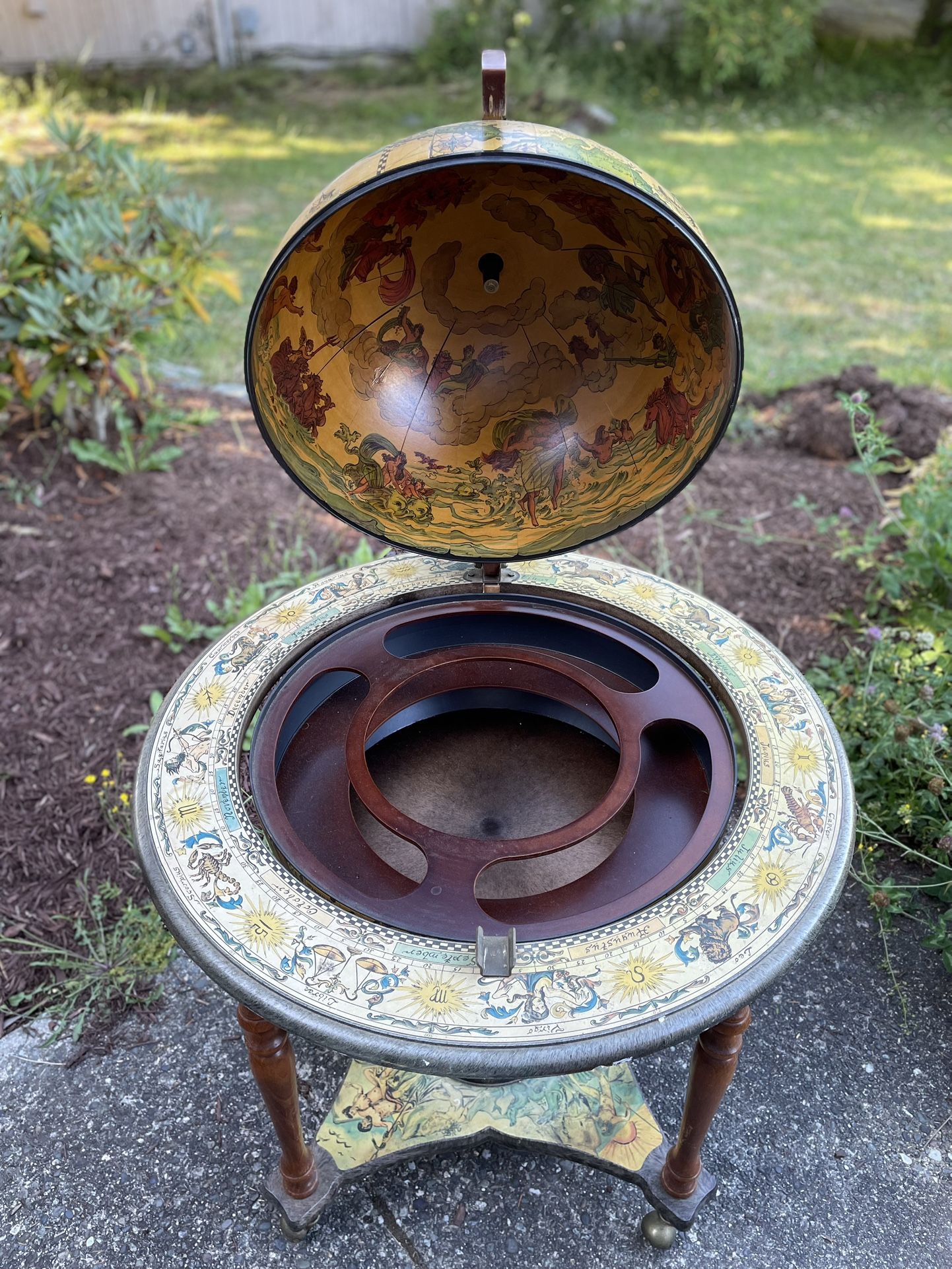 Globe Liquor Cabinet 