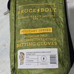 Bruce Bolt Military Series Youth Medium