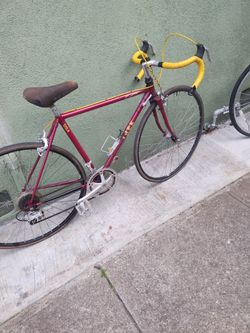 CLASSIC TREK 500 SERIES M/L ALUMINUM 12 SPD BIKE RIDES GREAT 💯
