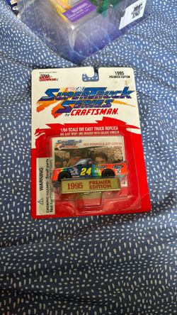 Premier Edition 1995 Jeff Gordon 24 Du Point Truck Racing Champions Diecast
