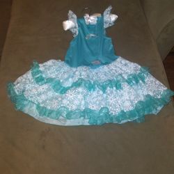 Small 4-6 Sparkly Elsa Dress