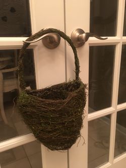 Green mossy decorative planter... great for planting flowers in! 17”l x 14”w