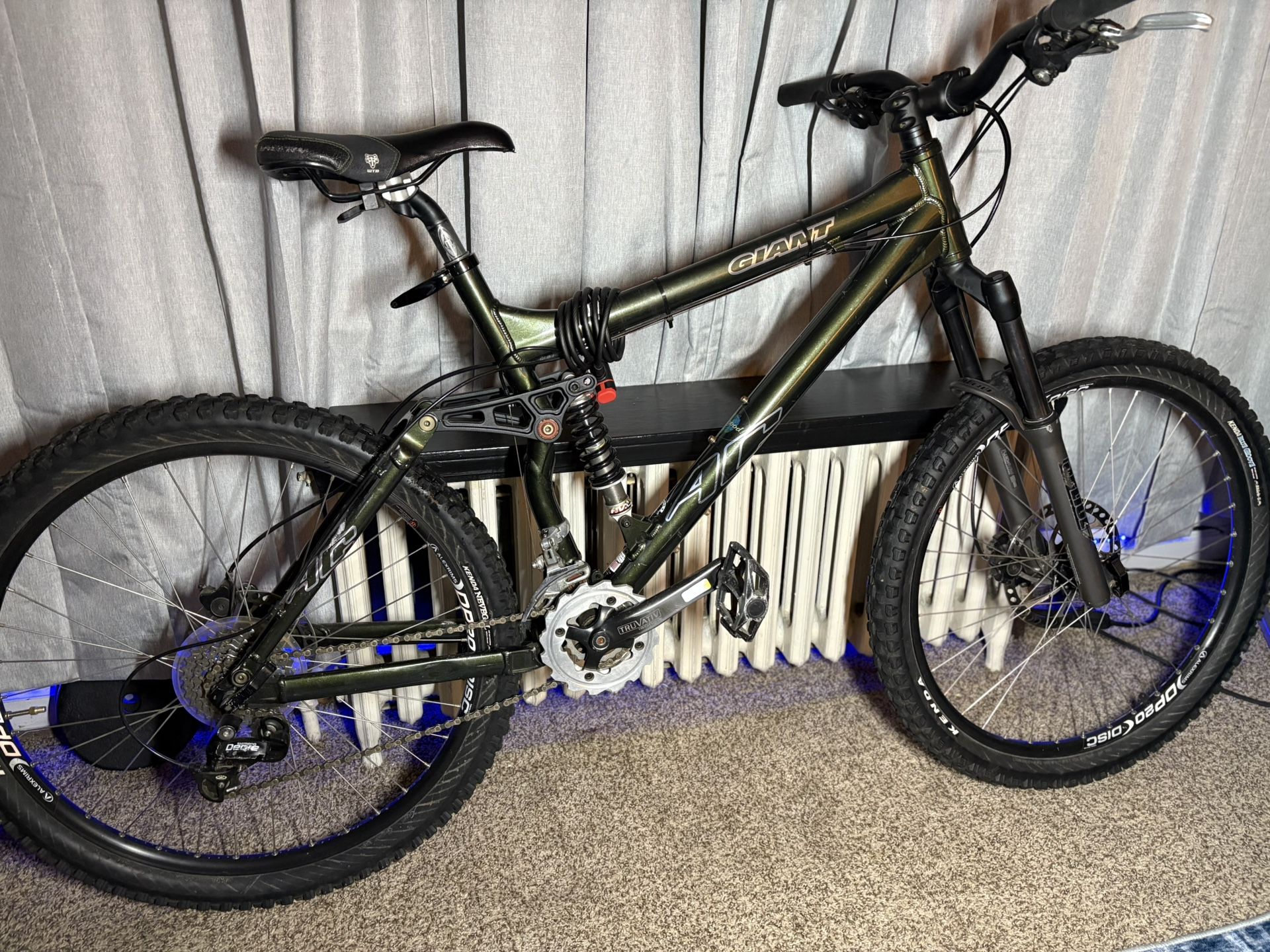 2005 GIANT AC Mountain Bike