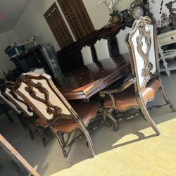 High End 8 Chair Dinning Table 