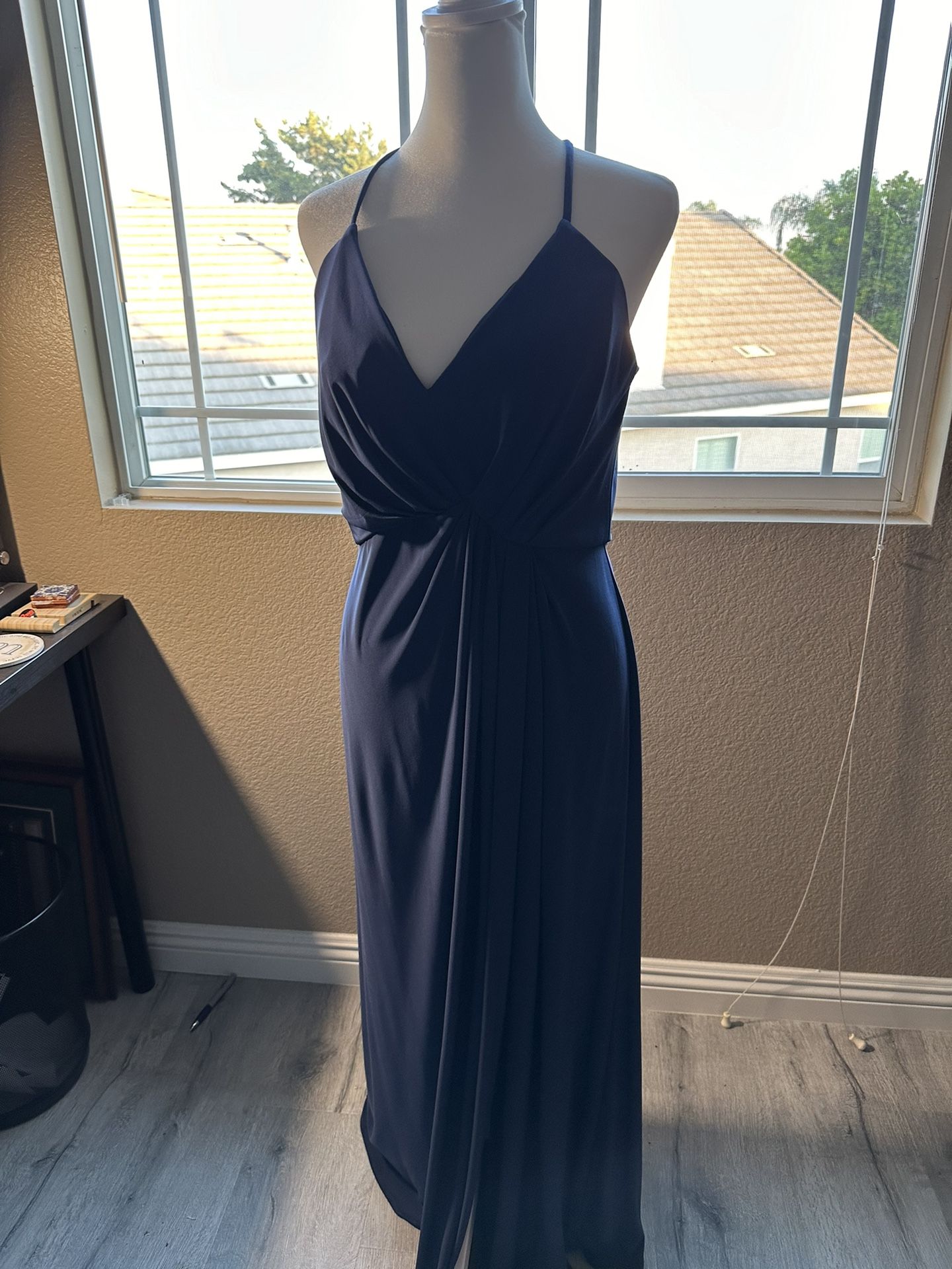 jersey a-line bridesmaid dress with knot detail David's Bridal Jersey A-Line Bridesmaid Dress w/Knot Detail size 6