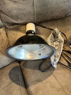 Clamp Light with Reflector Dome and Bulb