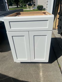 White Shaker Cabinet