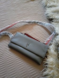 Shoulder purse