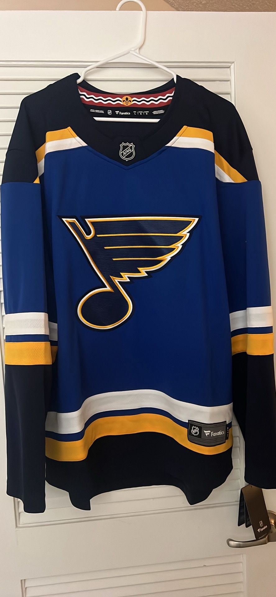 ST LOUIS BLUES MENS HOCKEY JERSEY