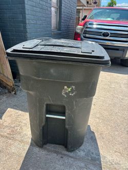 Trash bote