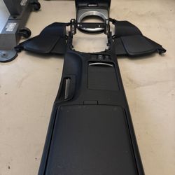 2006 350z Lower Center Console W/ Temp Control 