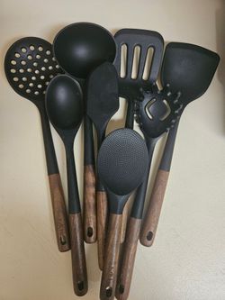 Silicone kitchen utensils