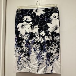 White House Black Market Purple Floral Pencil Skirt 