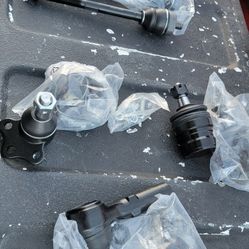 1997-----1999 Dodge Dakota/ Dodge Durango 8 Piece Front Suspension Rebuild Kit