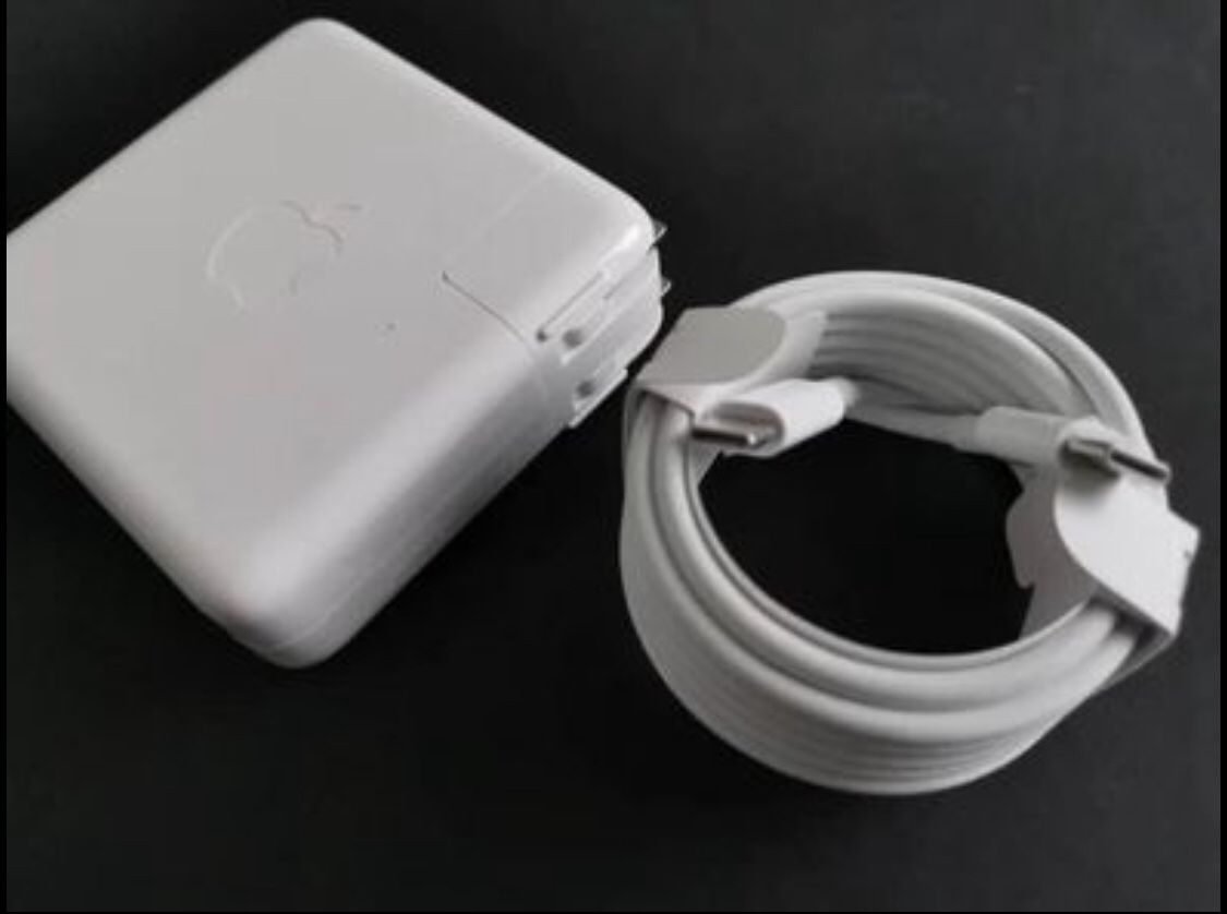 MacBook Pro Charger