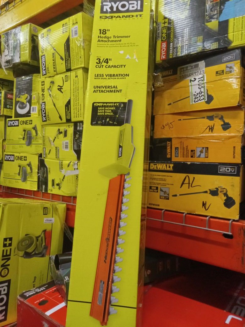 Ryobi EXPAND-IT 18" Hedge Trimmer Attachment. 