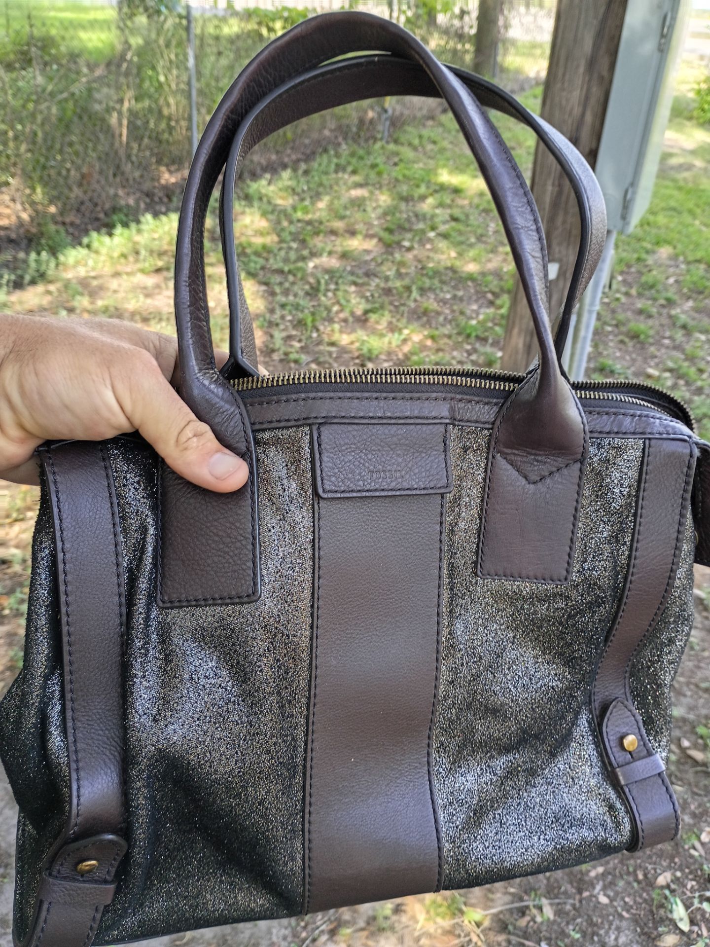 Tommy Bahama fossil purse