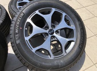 2019 Kia Telluride Sedona Sorento Wheels Michelin 245/60/18