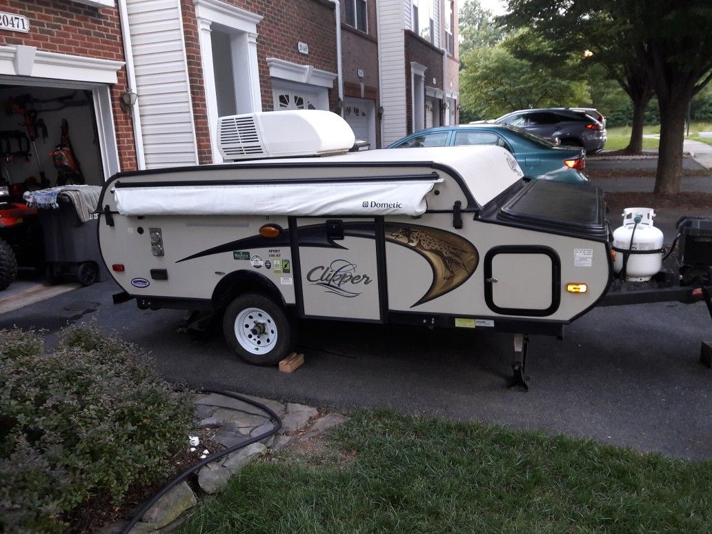 2014 Coachman Clipper pop up camper