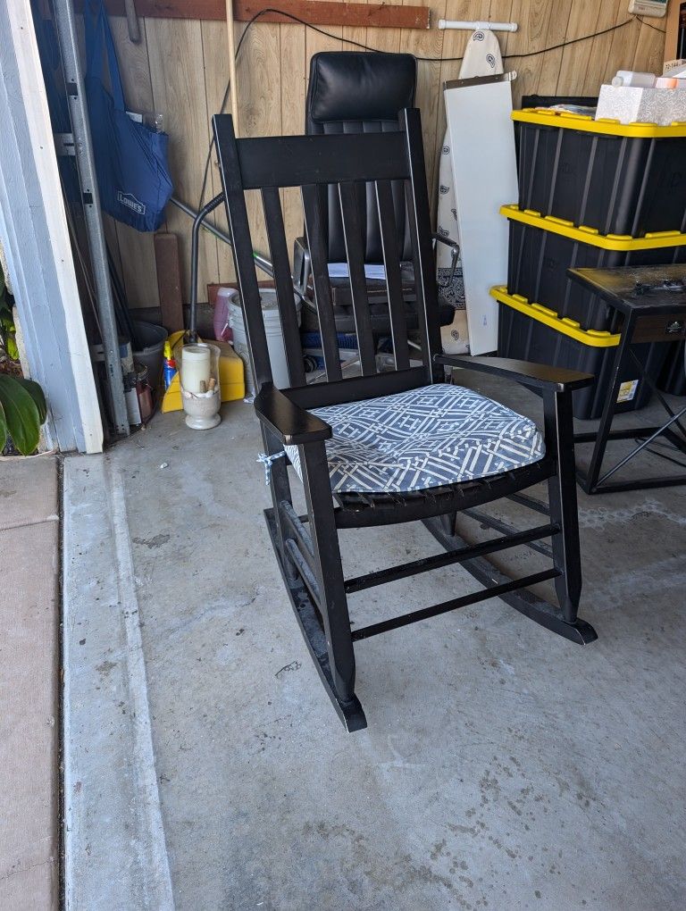 Black Rocking Chair