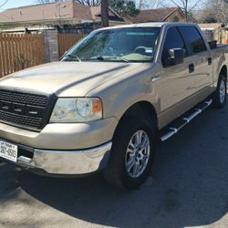 Ford F150xlt KingRanch2008 5.4 has180.000 all.Orinal