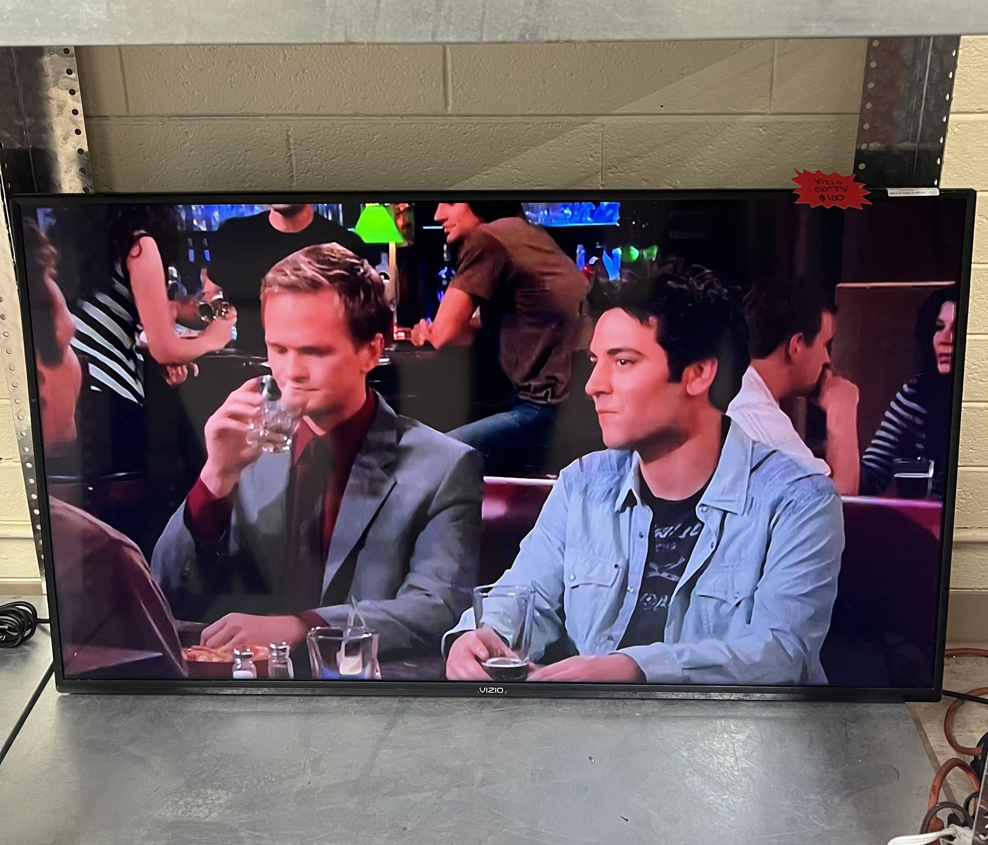 Vizio V505-J09 50” TV *4635