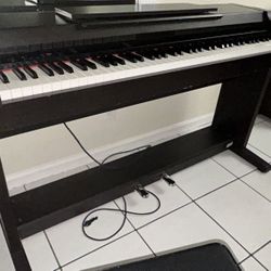 Yamaha Clavinova - CLP-153SG As Is