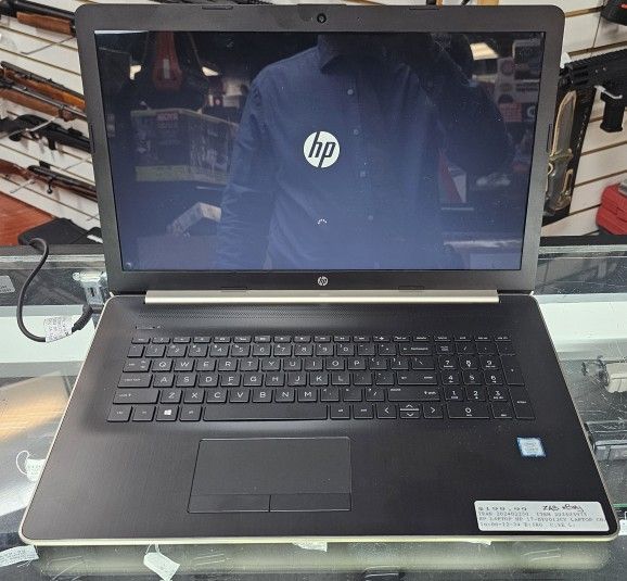 HP Notebook 17-by0013cy Touchscreen - Pre-Owned - Minimal Wear