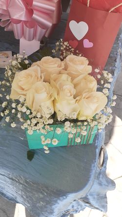 Valentine’s Day Rose arrangements for sale!!!