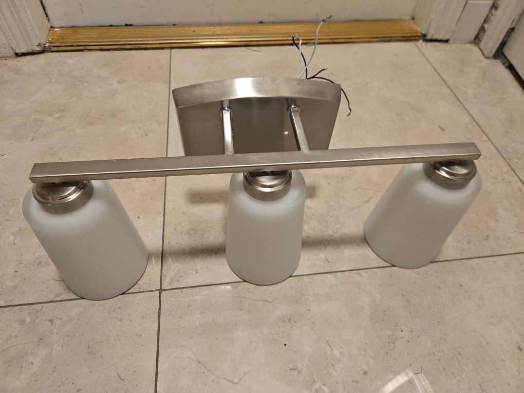 LIGHTS  BRUSH NICHEL 