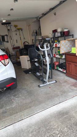 Pro Form Hybrid Trainer Elliptical