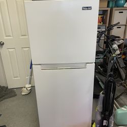 Magic Chef Fridge