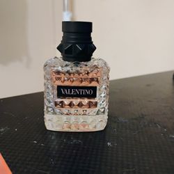 Valentino Donna Born in Roma Eau de Parfum