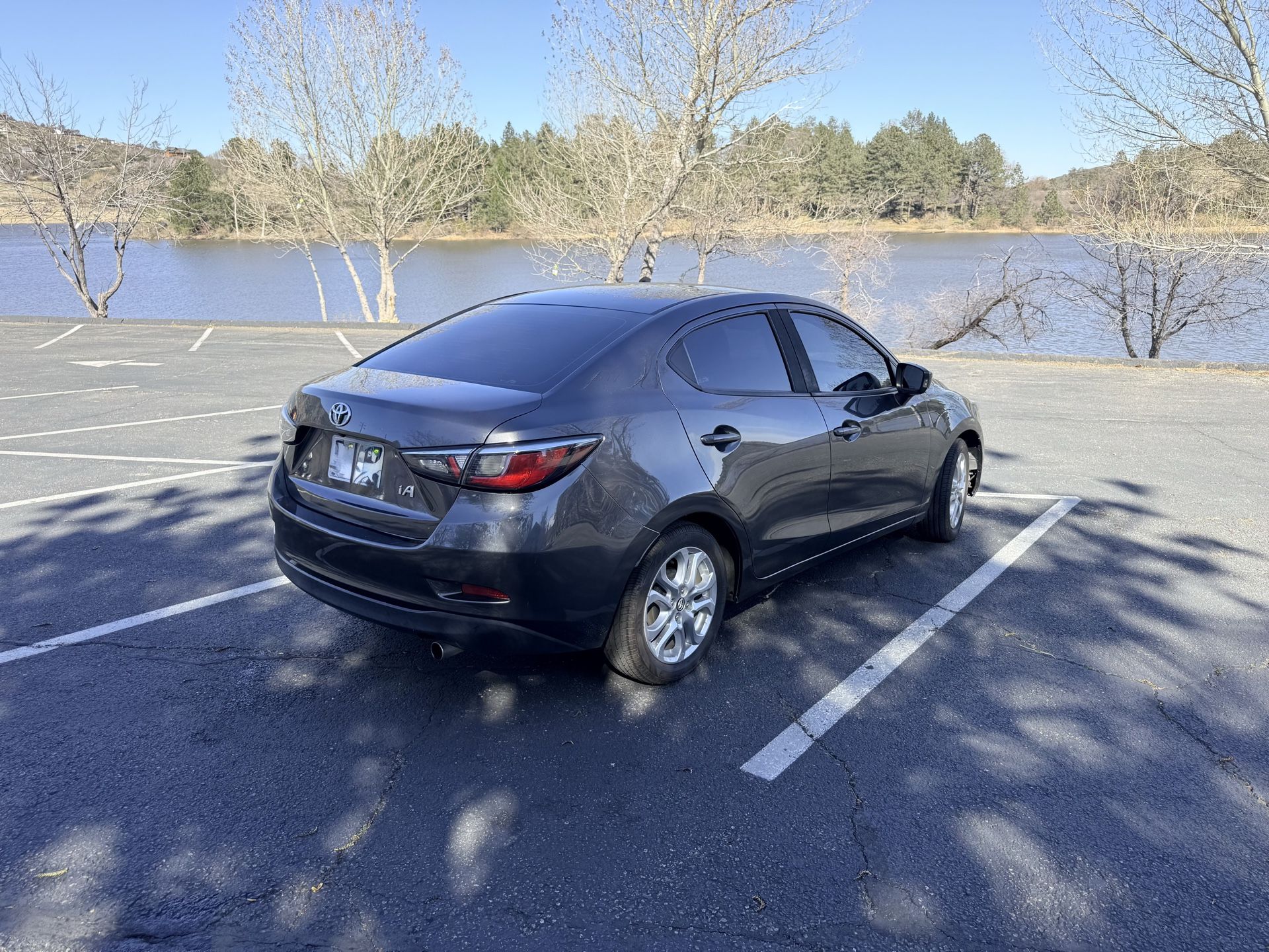 2017 Toyota Yaris iA