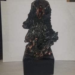 Bird Statue 