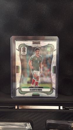 Gilberto Mora RC
