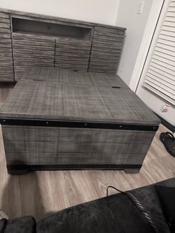 Gray Wood Lift-Top Coffee Table