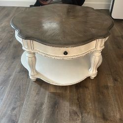 Farmhouse Coffee Table