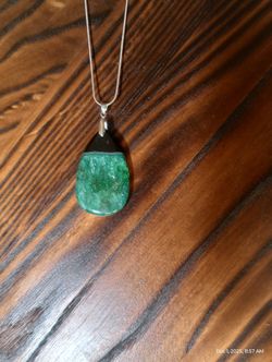 Beautiful Piece Of Crystal 925 Sterling Silver Chain