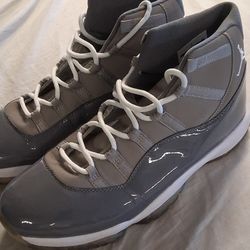 Retro 11s clean worn once